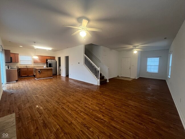 Building Photo - 857 Hildebrand Dr