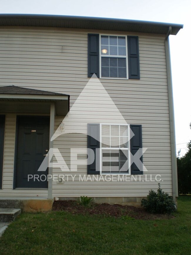 Nice 2 Bd | 1.5 Ba Townhouse in West Knox ... - Nice 2 Bd | 1.5 Ba Townhouse in West Knox ...