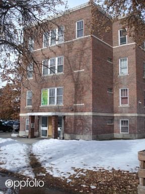 Primary Photo - 17 W Lamme St