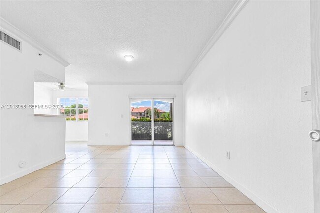 Foto del edificio - 11631 SW 2nd St