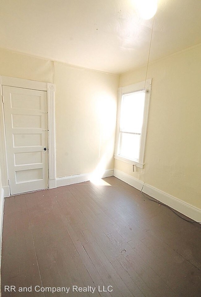 Foto del edificio - 221-223 Quincy St