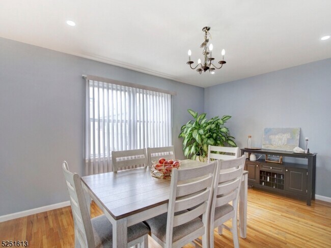 Foto del edificio - 611 Middlesex St