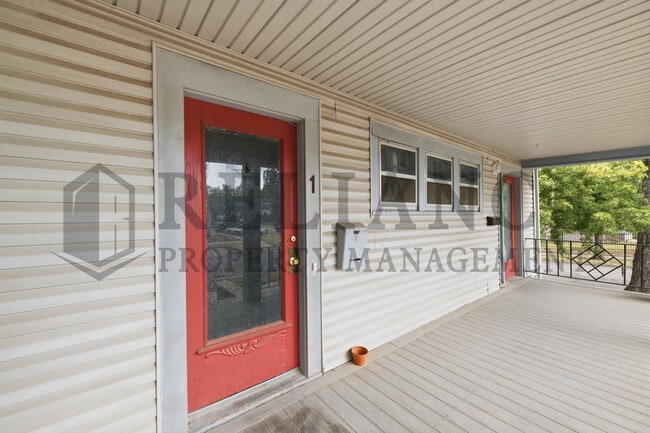 Building Photo - 111 N Clifton Ave