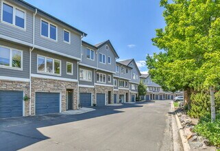 Building Photo - 2943 W Riverwalk Cir