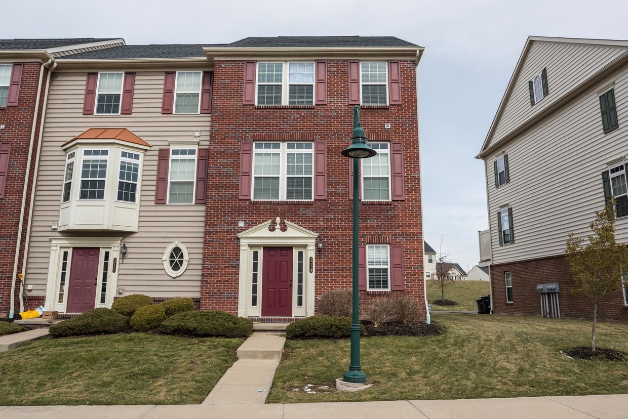 314 Fairgate Drive, Wexford, PA 15090 Townhome Rentals in Wexford PA