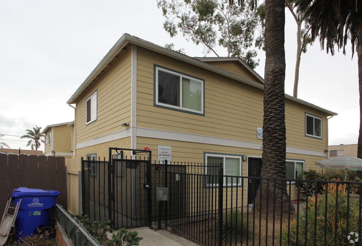 Foto principal - San Diego Apartments