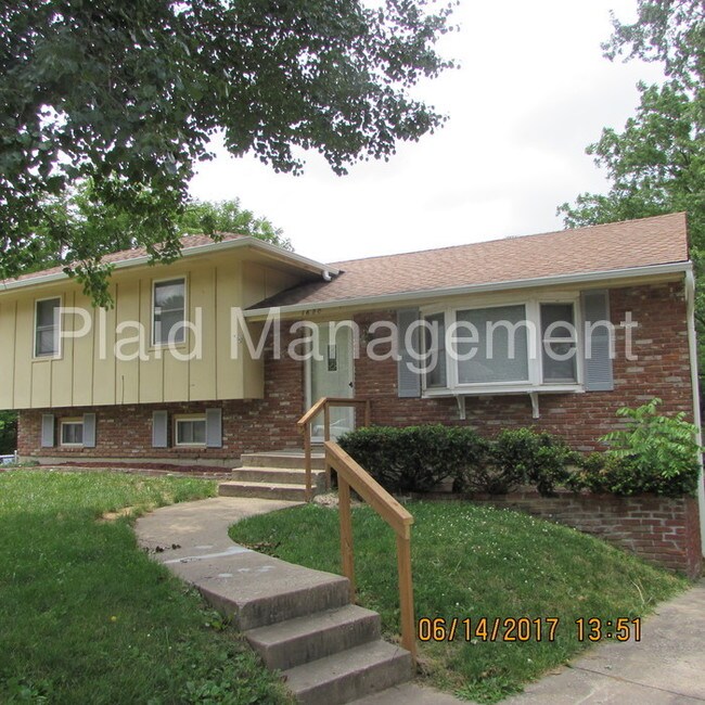Foto del edificio - 1620 NW 66th Ter