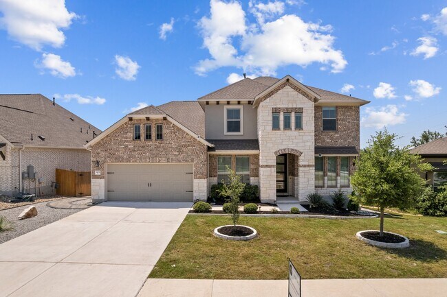 Foto del edificio - 7409 Turnback Ledge Trl