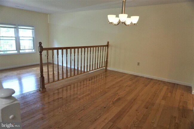 Building Photo - 7611 Heatherton Ln