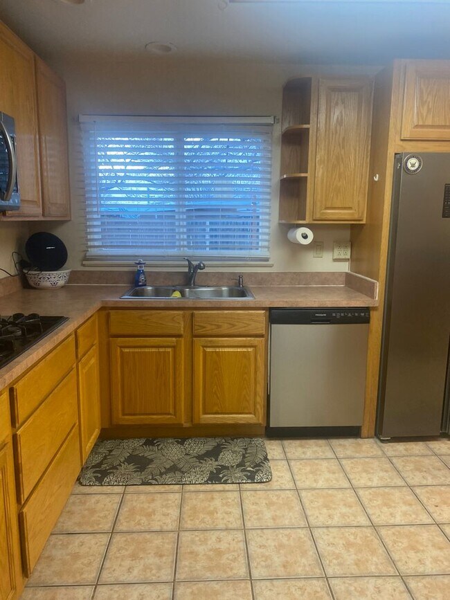 Foto del edificio - Beautiful 3bd home in NE Heights