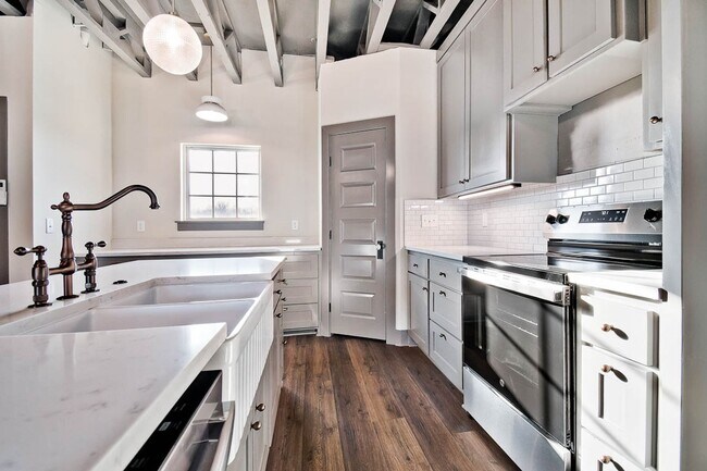 Foto del edificio - Chicago Row Townhouse