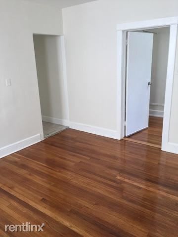 Building Photo - 1840 Wallace Ave