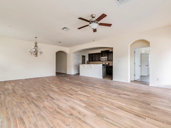 Foto del edificio - 120 Sawtooth Dr