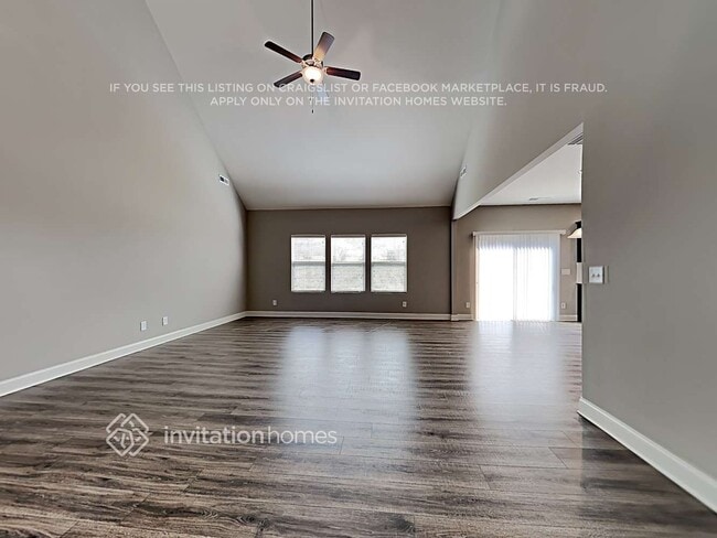 Building Photo - 5419 Roberta Crossing Dr