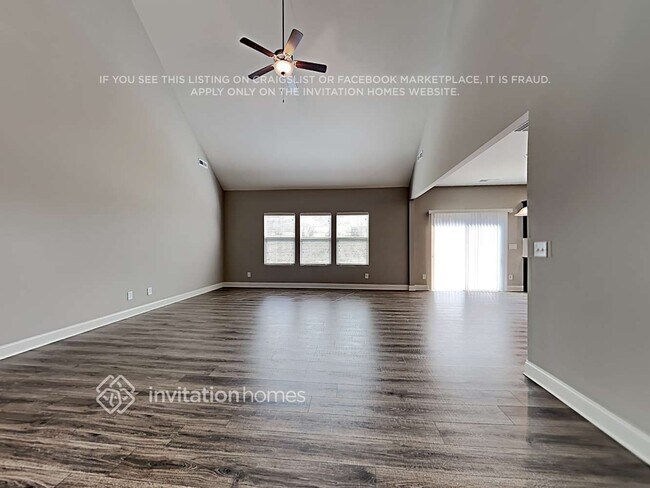 Foto del edificio - 5419 Roberta Crossing Dr