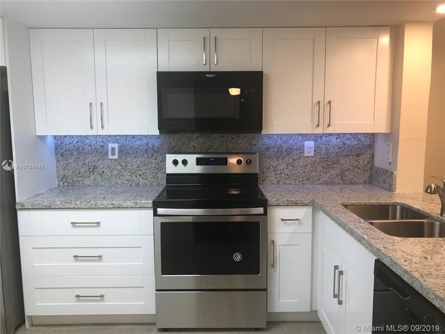 370 Sw 113th Way Pembroke Pines Fl 33025 370 Sw 113th Way Pembroke Pines Fl 33025