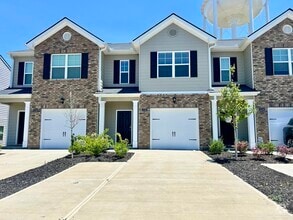 Building Photo - 1118 Bramhall Dr