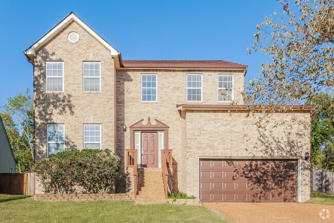 Building Photo - 6005 Crestview court