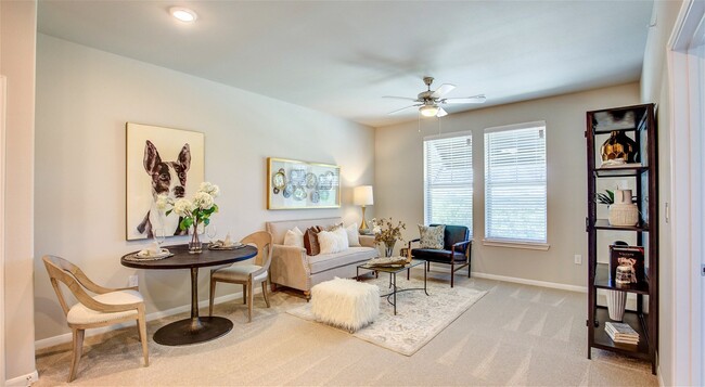 Foto del edificio - 16720 Doe Creek Rd