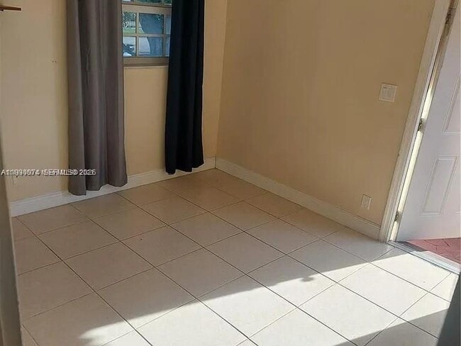 Foto del edificio - 6117 SW 31st St