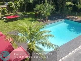 Foto del edificio - 410 E Country Club Cir