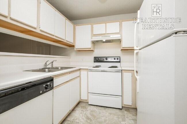 Foto del edificio - 330 Brownlea Dr
