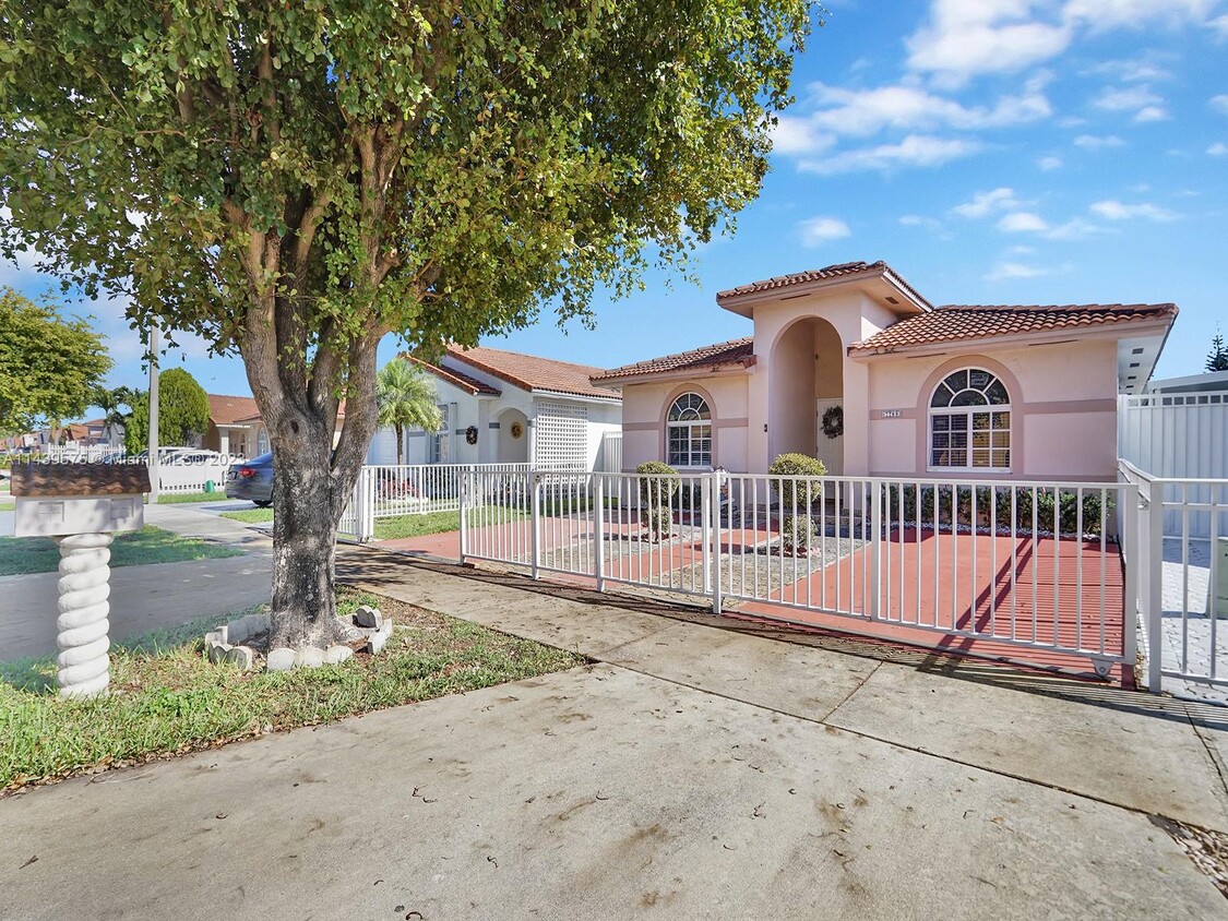 Foto principal - 7789 W 34th Ln