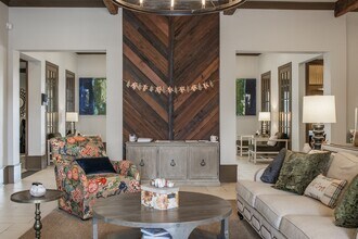 Building Photo - Springfield