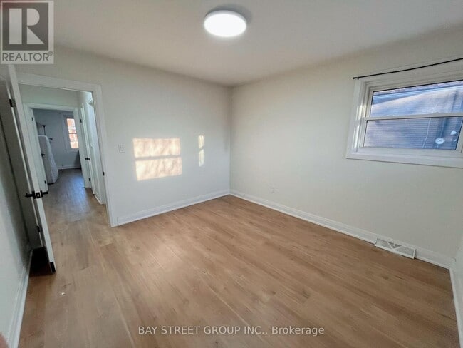 Building Photo - 12 Wakil Dr