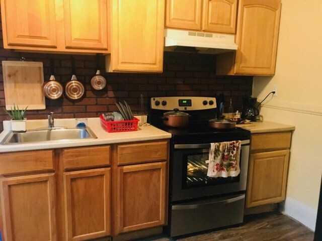 Primary Photo - 401 Pittston Ave