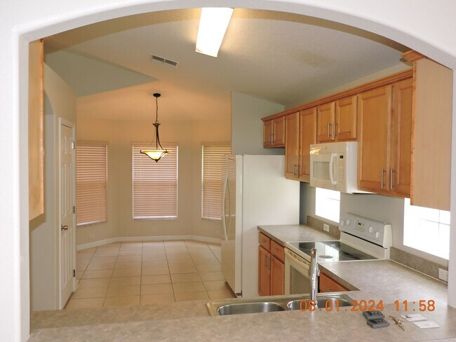 Foto del edificio - 3 bd / 2 ba Home in Champlain - Water View!!