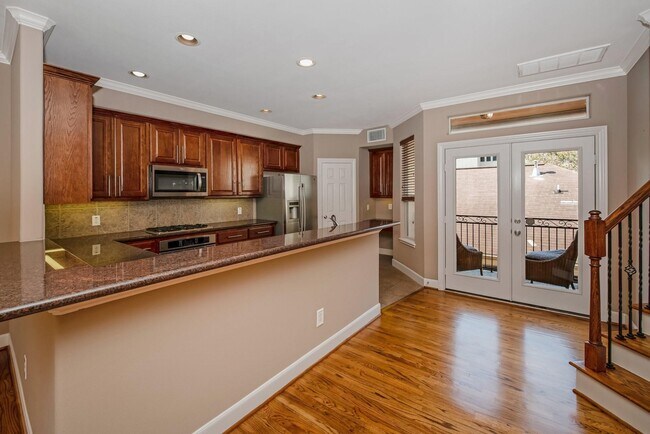 Foto del edificio - 1113 Peveto St