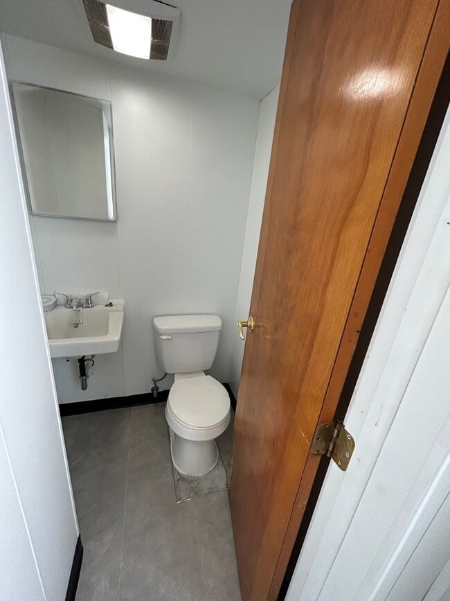 Photo - NORWOOD- Cozy 2 bedroom 1 bath House