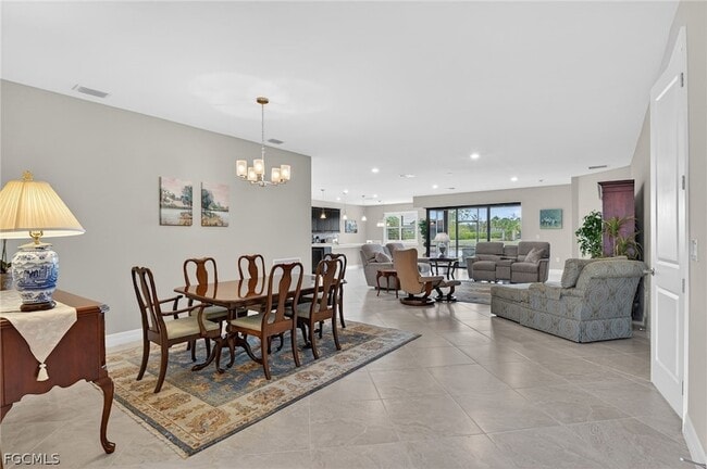 Building Photo - 11279 Thurston Chase