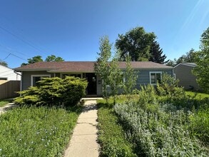 Building Photo - 5275 Highline Pl