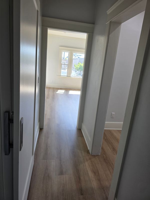 Foto del edificio - 327 E 14th St