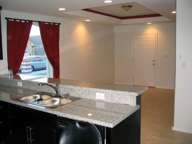 Building Photo - 3828 W Sarah Evans