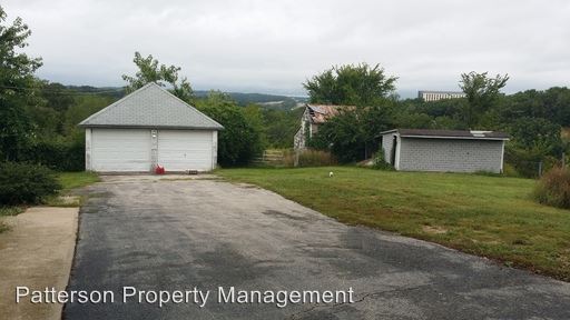 Building Photo - 2618 Southridge Dr