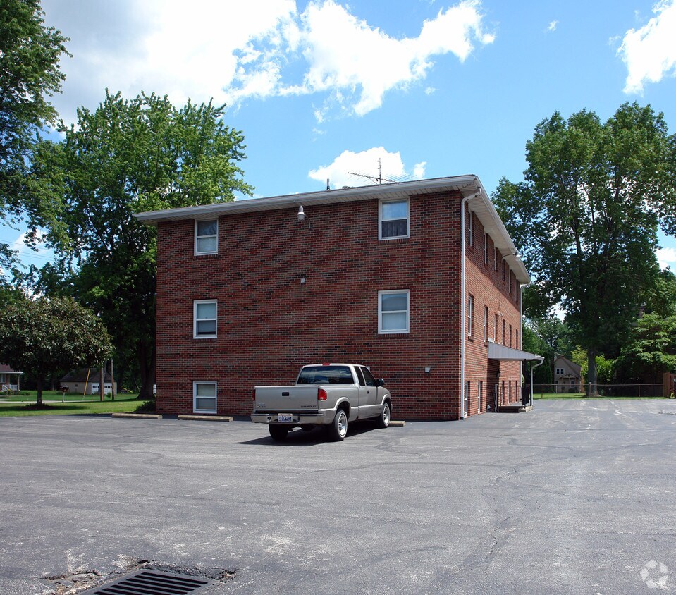 Building Photo - 2180 Reeves Rd