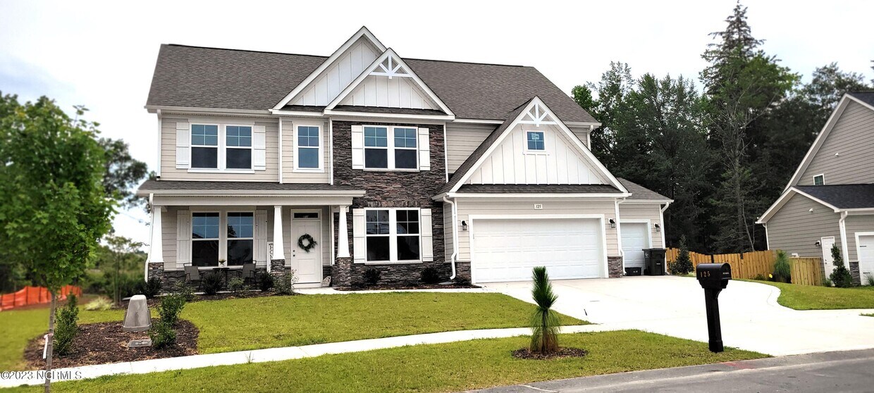 Primary Photo - 125 Mullingar Dr