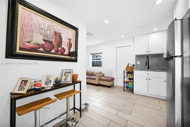 Foto del edificio - 6501 SW 4th St