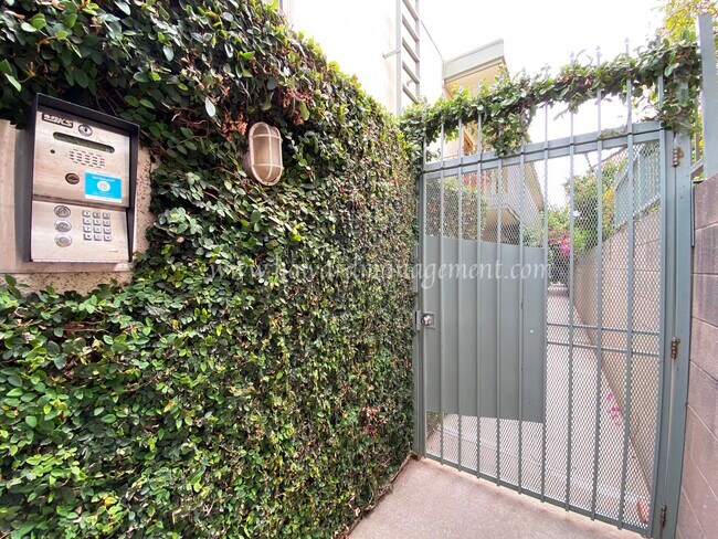 Foto del edificio - 852 21st St