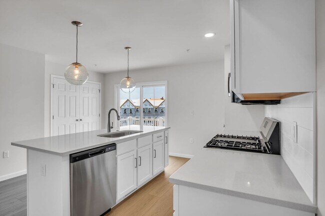 Foto del edificio - 12 Morgan Cir