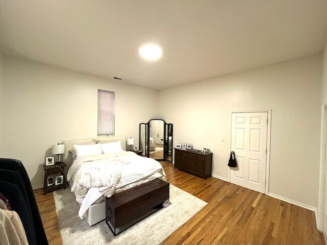 Foto del edificio - 1340 N Dean St