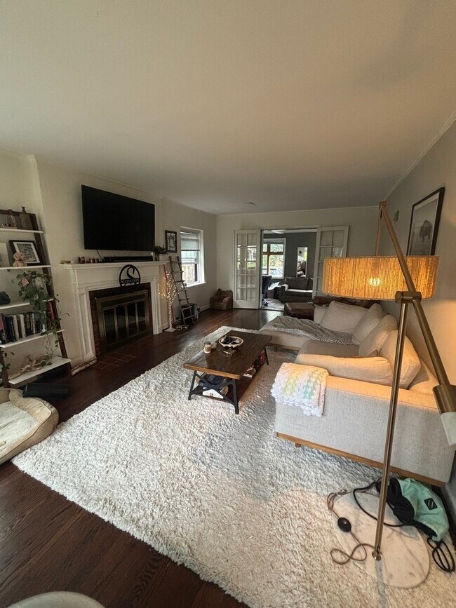 Foto del edificio - 290 Elm Park Ave