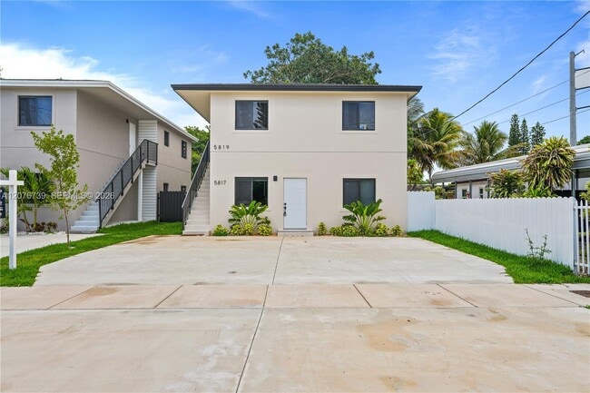 Building Photo - 5817 NW 30th Ave