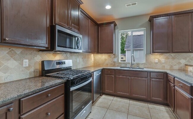 Foto del edificio - 4407 Goldcrest Dr NW