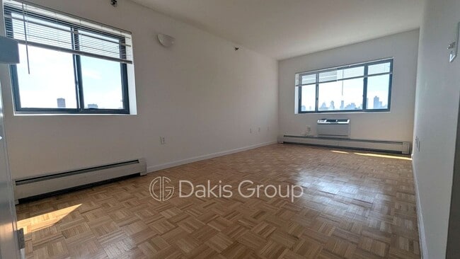 Building Photo - 3164 21st St