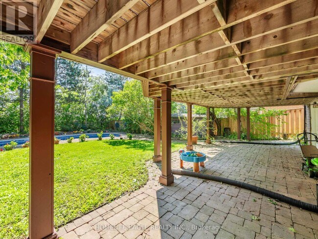 Building Photo - 755 Pebble Ct