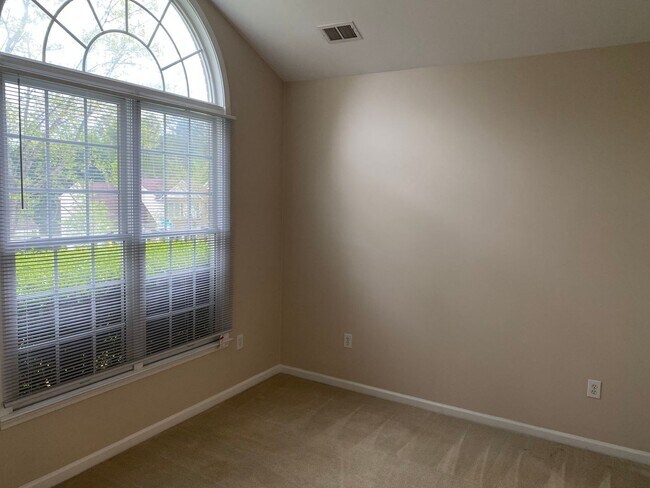 Building Photo - Beautiful and spacious home coming soon!
